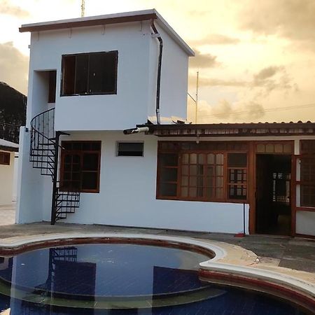 Leticias Guest House Bagian luar foto