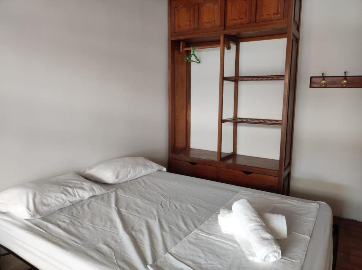 Leticias Guest House Bagian luar foto